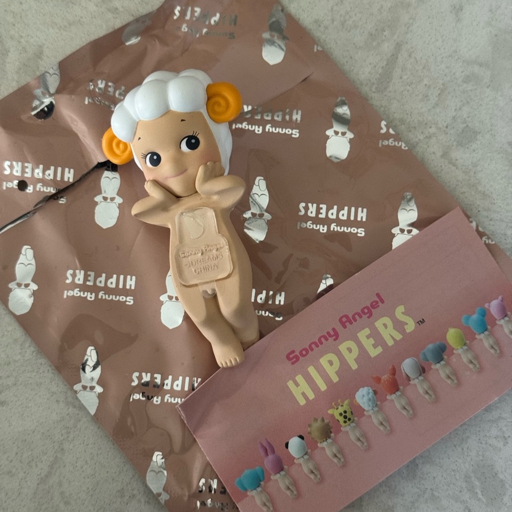 Sonny Angel Hippers Sheep Figure - Picture 4 of 5